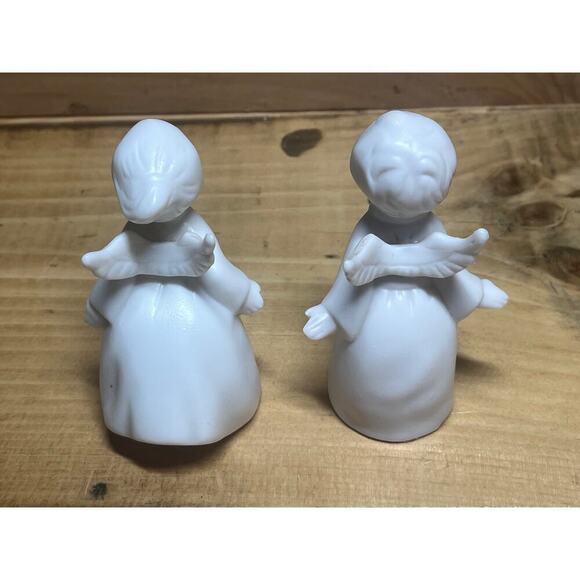 Vintage Schmid Bros Made In Japan Kissing Angels Bisque Figurines Boy Girl 3.5" - Picture 3 of 8